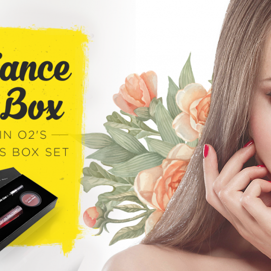 Radiance In A Box With SkinO2βs Cheeky Kiss Box Set - Skin O2